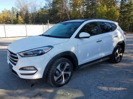 Белый Хендай Туксон, объемом двигателя 1.6 л и пробегом 80 тыс. км за 11700 $, фото 1 на Automoto.ua