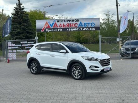 Білий Хендай Туксон, об'ємом двигуна 2 л та пробігом 130 тис. км за 20800 $, фото 1 на Automoto.ua
