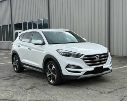 Белый Хендай Туксон, объемом двигателя 1.6 л и пробегом 62 тыс. км за 10200 $, фото 1 на Automoto.ua