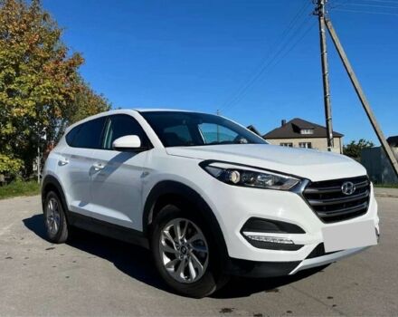 Белый Хендай Туксон, объемом двигателя 0 л и пробегом 144 тыс. км за 12600 $, фото 1 на Automoto.ua