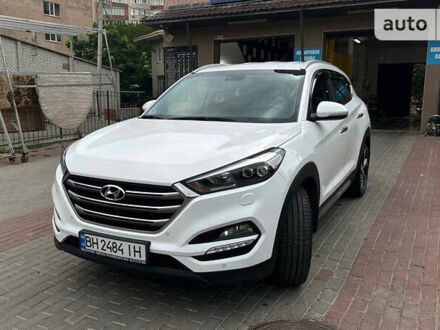 Хендай Туксон 2017 в Одессе на Automoto.ua Белый Хендай Туксон, объемом двигателя 2 л и пробегом 33 тыс. км за 24000 $, фото 1 на Automoto.ua