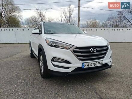 Хендай Туксон 2018 в Киеве на Automoto.ua Белый Хендай Туксон, объемом двигателя 2 л и пробегом 42 тыс. км за 17200 $, фото 1 на Automoto.ua