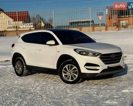 Білий Хендай Туксон, об'ємом двигуна 2 л та пробігом 148 тис. км за 20300 $, фото 1 на Automoto.ua