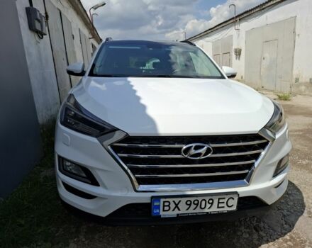 Білий Хендай Туксон, об'ємом двигуна 2 л та пробігом 100 тис. км за 24500 $, фото 1 на Automoto.ua
