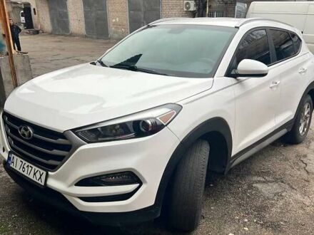 Белый Хендай Туксон, объемом двигателя 2 л и пробегом 96 тыс. км за 16900 $, фото 1 на Automoto.ua