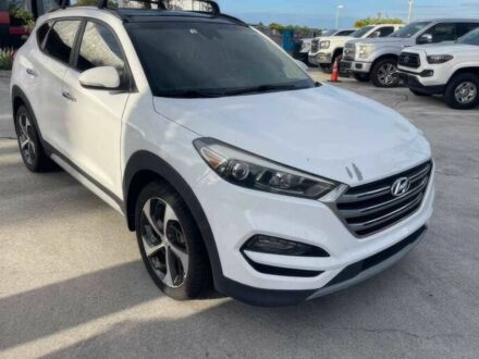 Білий Хендай Туксон, об'ємом двигуна 1.6 л та пробігом 40 тис. км за 12100 $, фото 1 на Automoto.ua