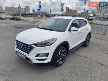 Хендай Туксон 2018 в Киеве на Automoto.ua Белый Хендай Туксон, объемом двигателя 2 л и пробегом 112 тыс. км за 24000 $, фото 1 на Automoto.ua
