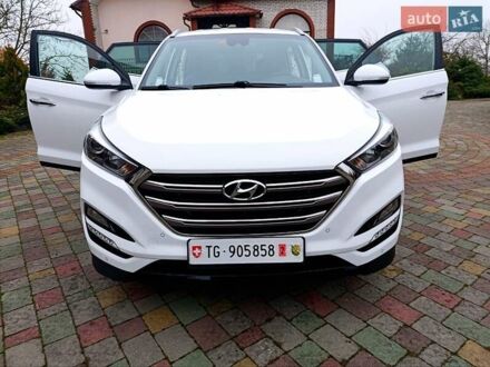 Белый Хендай Туксон, объемом двигателя 2 л и пробегом 169 тыс. км за 19999 $, фото 1 на Automoto.ua