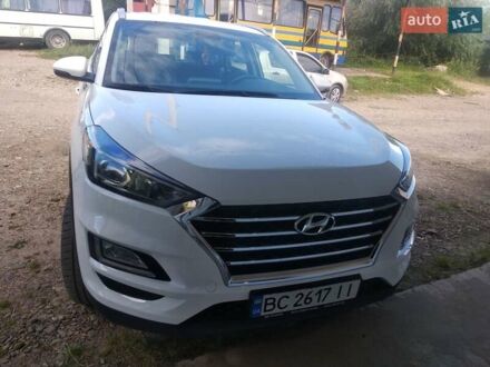 Хендай Туксон 2019 в Дрогобыче на Automoto.ua Белый Хендай Туксон, объемом двигателя 2 л и пробегом 49 тыс. км за 23100 $, фото 1 на Automoto.ua