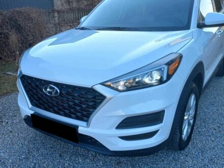 Хендай Туксон 2019 в Софіївська Борщагівка на Automoto.ua Белый Хендай Туксон, объемом двигателя 2 л и пробегом 65 тыс. км за 12000 $, фото 1 на Automoto.ua