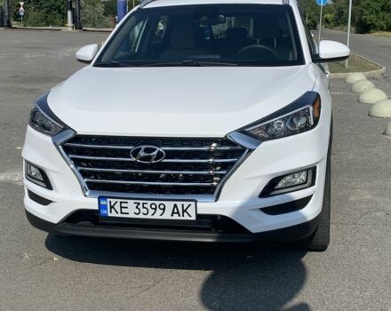 Білий Хендай Туксон, об'ємом двигуна 2.4 л та пробігом 150 тис. км за 18900 $, фото 1 на Automoto.ua
