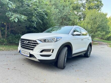 Хендай Туксон 2019 в Немирове на Automoto.ua Белый Хендай Туксон, объемом двигателя 2 л и пробегом 261 тыс. км за 19999 $, фото 1 на Automoto.ua