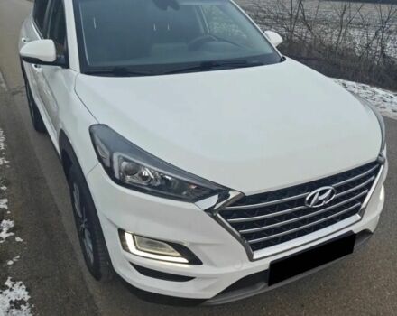 Белый Хендай Туксон, объемом двигателя 0 л и пробегом 95 тыс. км за 11900 $, фото 1 на Automoto.ua