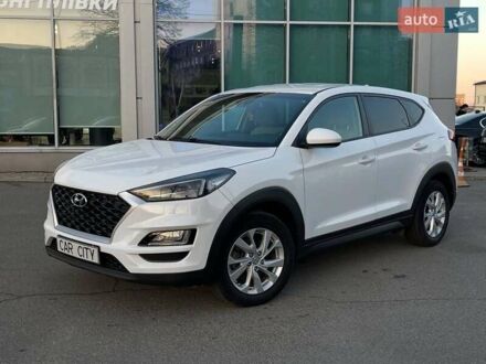 Білий Хендай Туксон, об'ємом двигуна 2 л та пробігом 103 тис. км за 21300 $, фото 1 на Automoto.ua