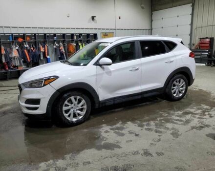 Белый Хендай Туксон, объемом двигателя 2 л и пробегом 97 тыс. км за 2900 $, фото 1 на Automoto.ua