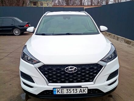 Хендай Туксон 2020 в Магалиновке на Automoto.ua Белый Хендай Туксон, объемом двигателя 2 л и пробегом 75 тыс. км за 24500 $, фото 1 на Automoto.ua