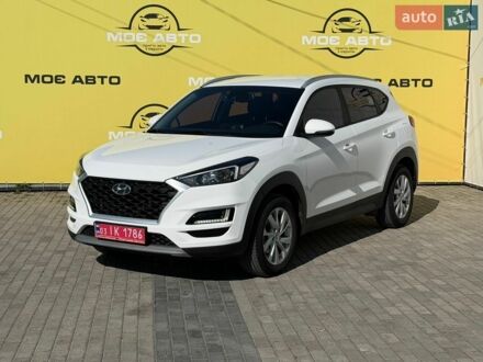 Білий Хендай Туксон, об'ємом двигуна 1.6 л та пробігом 166 тис. км за 18500 $, фото 1 на Automoto.ua