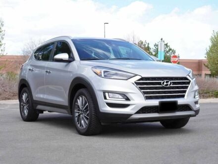 Хендай Туксон 2020 в Ужгороде на Automoto.ua Белый Хендай Туксон, объемом двигателя 2.4 л и пробегом 25 тыс. км за 12400 $, фото 1 на Automoto.ua