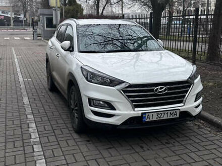 Хендай Туксон 2020 в Шполе на Automoto.ua Белый Хендай Туксон, объемом двигателя 2 л и пробегом 76 тыс. км за 24000 $, фото 1 на Automoto.ua