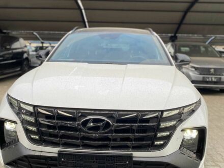 Белый Хендай Туксон, объемом двигателя 1.6 л и пробегом 185 тыс. км за 16300 $, фото 1 на Automoto.ua