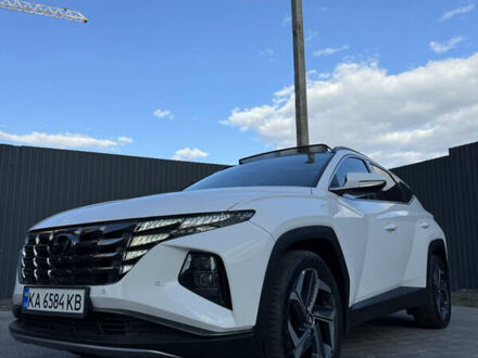 Белый Хендай Туксон, объемом двигателя 2 л и пробегом 58 тыс. км за 26900 $, фото 1 на Automoto.ua