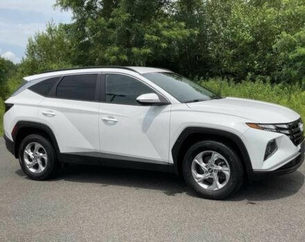 Белый Хендай Туксон, объемом двигателя 2.5 л и пробегом 28 тыс. км за 7100 $, фото 1 на Automoto.ua