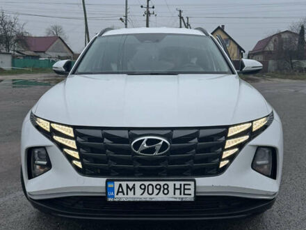 Белый Хендай Туксон, объемом двигателя 2 л и пробегом 89 тыс. км за 28100 $, фото 1 на Automoto.ua