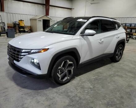 Белый Хендай Туксон, объемом двигателя 1.6 л и пробегом 8 тыс. км за 9000 $, фото 1 на Automoto.ua