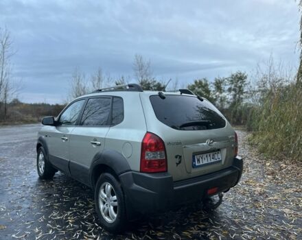 Бежевый Хендай Туксон, объемом двигателя 2 л и пробегом 247 тыс. км за 3500 $, фото 2 на Automoto.ua