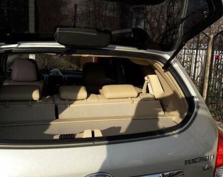 Бежевый Хендай Туксон, объемом двигателя 2.7 л и пробегом 165 тыс. км за 7500 $, фото 11 на Automoto.ua