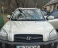 Бежевый Хендай Туксон, объемом двигателя 1.98 л и пробегом 161 тыс. км за 7000 $, фото 1 на Automoto.ua