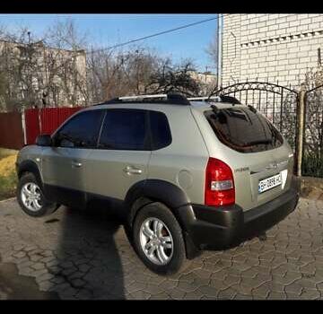 Бежевый Хендай Туксон, объемом двигателя 2.7 л и пробегом 165 тыс. км за 7500 $, фото 16 на Automoto.ua