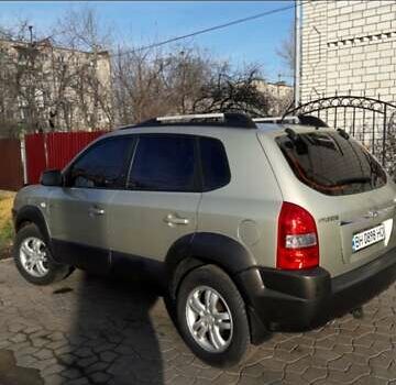 Бежевый Хендай Туксон, объемом двигателя 2.7 л и пробегом 165 тыс. км за 7500 $, фото 6 на Automoto.ua
