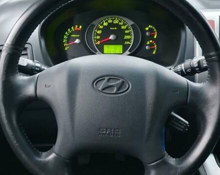 Бежевый Хендай Туксон, объемом двигателя 2 л и пробегом 254 тыс. км за 7700 $, фото 37 на Automoto.ua