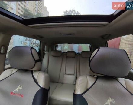 Бежевый Хендай Туксон, объемом двигателя 1.98 л и пробегом 264 тыс. км за 7500 $, фото 17 на Automoto.ua