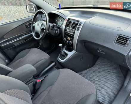 Бежевий Хендай Туксон, об'ємом двигуна 2 л та пробігом 256 тис. км за 8700 $, фото 17 на Automoto.ua