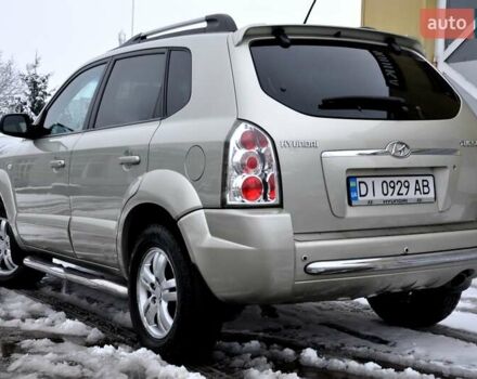 Бежевый Хендай Туксон, объемом двигателя 1.98 л и пробегом 257 тыс. км за 6500 $, фото 33 на Automoto.ua