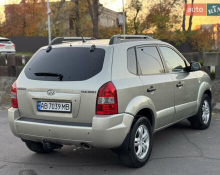 Бежевий Хендай Туксон, об'ємом двигуна 2 л та пробігом 256 тис. км за 8700 $, фото 5 на Automoto.ua
