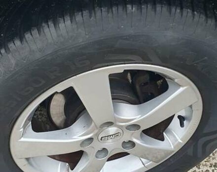 Бежевый Хендай Туксон, объемом двигателя 2 л и пробегом 254 тыс. км за 7700 $, фото 14 на Automoto.ua