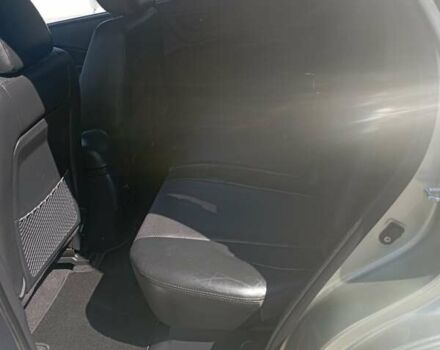 Бежевый Хендай Туксон, объемом двигателя 2 л и пробегом 184 тыс. км за 7800 $, фото 14 на Automoto.ua