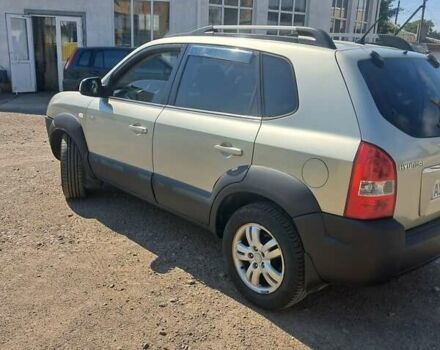 Бежевий Хендай Туксон, об'ємом двигуна 1.98 л та пробігом 202 тис. км за 7300 $, фото 21 на Automoto.ua