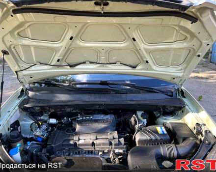 Бежевый Хендай Туксон, объемом двигателя 2 л и пробегом 192 тыс. км за 5950 $, фото 8 на Automoto.ua