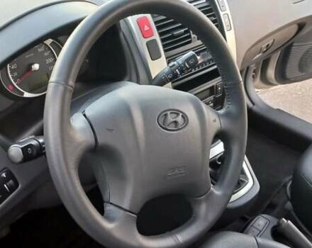 Бежевый Хендай Туксон, объемом двигателя 2 л и пробегом 171 тыс. км за 8750 $, фото 40 на Automoto.ua