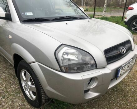 Хендай Туксон 2009 в Киеве на Automoto.ua Бежевый Хендай Туксон, объемом двигателя 2 л и пробегом 140 тыс. км за 4200 $, фото 21 на Automoto.ua