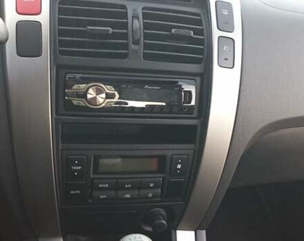 Бежевый Хендай Туксон, объемом двигателя 2 л и пробегом 171 тыс. км за 8750 $, фото 56 на Automoto.ua