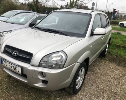 Хендай Туксон 2009 в Киеве на Automoto.ua Бежевый Хендай Туксон, объемом двигателя 2 л и пробегом 140 тыс. км за 4200 $, фото 2 на Automoto.ua