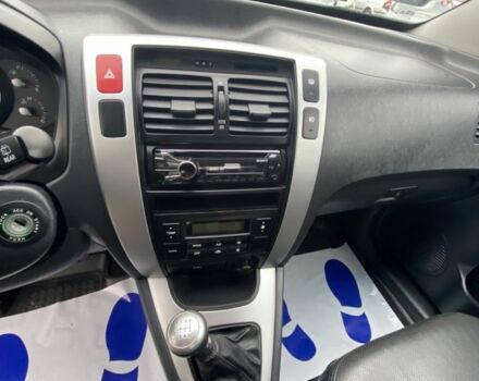 Хендай Туксон 2009 в Киеве на Automoto.ua Бежевый Хендай Туксон, объемом двигателя 2 л и пробегом 140 тыс. км за 4200 $, фото 12 на Automoto.ua