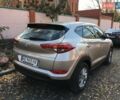 Бежевый Хендай Туксон, объемом двигателя 2 л и пробегом 103 тыс. км за 18900 $, фото 2 на Automoto.ua