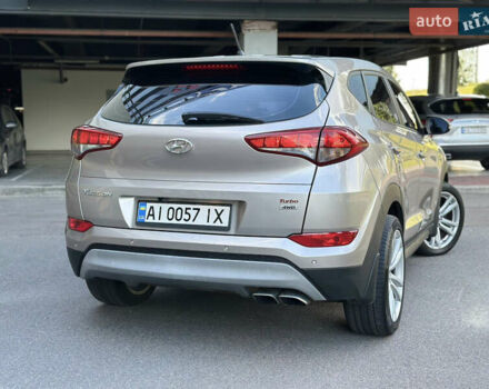 Бежевый Хендай Туксон, объемом двигателя 1.6 л и пробегом 170 тыс. км за 16500 $, фото 8 на Automoto.ua