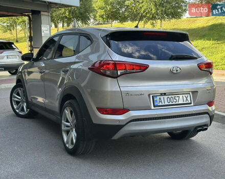 Бежевый Хендай Туксон, объемом двигателя 1.6 л и пробегом 170 тыс. км за 16500 $, фото 9 на Automoto.ua